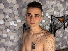 SimonCage - male webcam at LiveJasmin