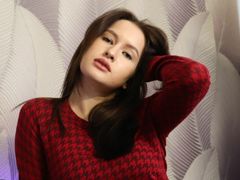 StaysiBurn - female with brown hair webcam at LiveJasmin