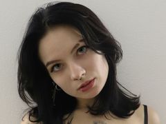 StephanieBailey - female with black hair and  big tits webcam at LiveJasmin