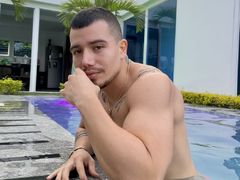 SteveReyes from LiveJasmin