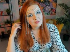 SuzaneMore - female with red hair webcam at LiveJasmin