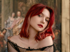 TaileeBlooms - female with red hair webcam at LiveJasmin