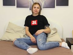 TataArdent - female with red hair webcam at LiveJasmin