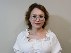 TeresaFelps - female with brown hair and  big tits webcam at LiveJasmin