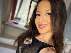 TheaMaleko - female with brown hair webcam at LiveJasmin