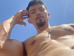 TylerMoren - male webcam at LiveJasmin