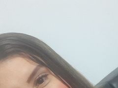 VanezaCasta - female with black hair and  big tits webcam at LiveJasmin