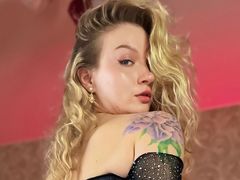 VerdgyMiller - blond female with  big tits webcam at LiveJasmin