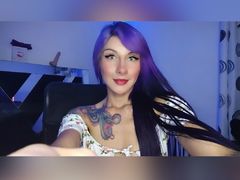 LesbianCpl - female webcam at xLoveCam