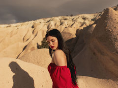 ViktoriaForward - female with black hair webcam at LiveJasmin