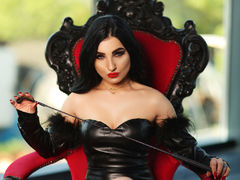 VivianReeve - female with black hair and  small tits webcam at LiveJasmin