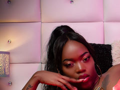zendayaEbony - female with black hair webcam at ImLive