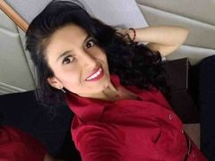 ZhenMelan - female with black hair and  small tits webcam at LiveJasmin