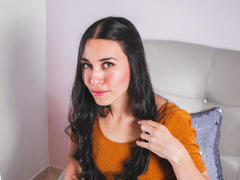 AbbyFlorencce - female with black hair webcam at xLoveCam