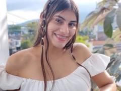AbbyKei - female with black hair webcam at ImLive