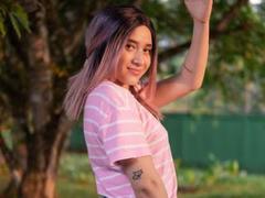 AbbyMonett - female webcam at xLoveCam