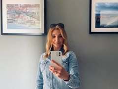 AbenteuerMelody-hot - blond female webcam at xLoveCam