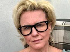 AdeleMILF-hot - blond female webcam at xLoveCam