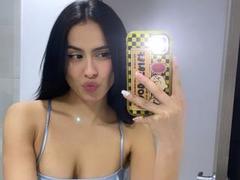 AdriaHottie - female webcam at xLoveCam