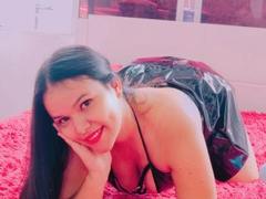 AlahiaSexy - female webcam at xLoveCam