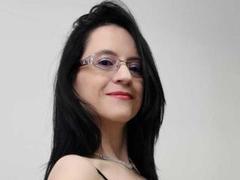AlanaMoneth - female with black hair and  big tits webcam at xLoveCam
