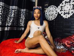 AlannaSeductive - shemale webcam at xLoveCam