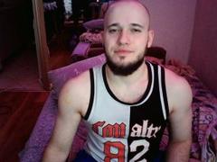 AlbertXNight - male webcam at xLoveCam