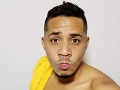 AlejandroThomas - male webcam at xLoveCam