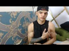 AlexBernal - male webcam at xLoveCam