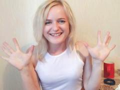 AlexSteff - blond female webcam at xLoveCam