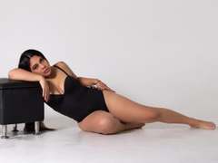 AlexaSantorin - female with black hair webcam at xLoveCam