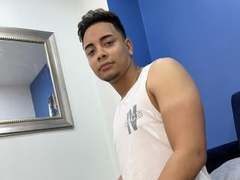 AlexanderSsex - male webcam at xLoveCam