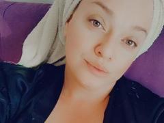 AliaBellia - female webcam at xLoveCam