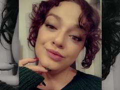 AliaBellia - female webcam at xLoveCam