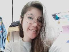 AliceMiz - female with brown hair and  small tits webcam at xLoveCam