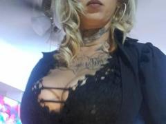 AliceeSmith - blond female webcam at xLoveCam