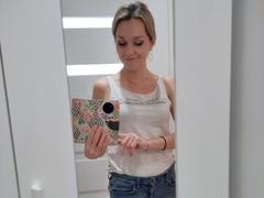 AliciaSecret - blond female webcam at xLoveCam