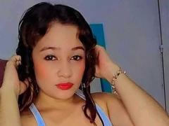 AlixJohanson - female webcam at xLoveCam