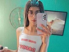 AllisonAlaia - shemale webcam at xLoveCam