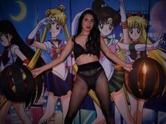 AllysoGray - female with black hair and  small tits webcam at ImLive