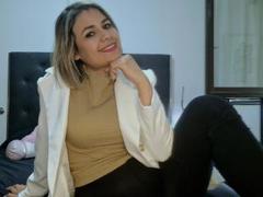 AmaiaStark-hot - blond female webcam at xLoveCam