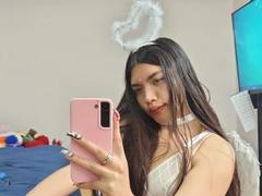 AmaranthaLex - female with black hair and  small tits webcam at LiveJasmin