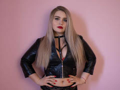 AprilVance - blond female with  big tits webcam at LiveJasmin