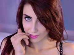 DreamsGirl - female with brown hair webcam at xLoveCam