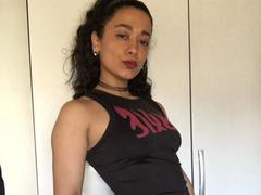 AmyHoney-hot from xLoveCam