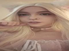 AnastaSexy - female webcam at xLoveCam