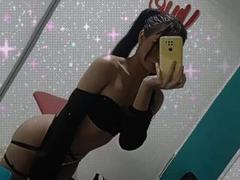 AndreaCutes - shemale webcam at xLoveCam