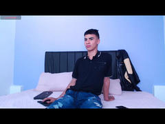 AndresHots - male webcam at xLoveCam