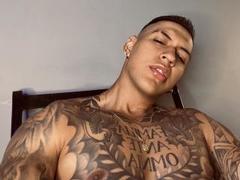 AndrewKing69 - male webcam at xLoveCam