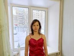 AngelaRoxyx - female with brown hair webcam at xLoveCam